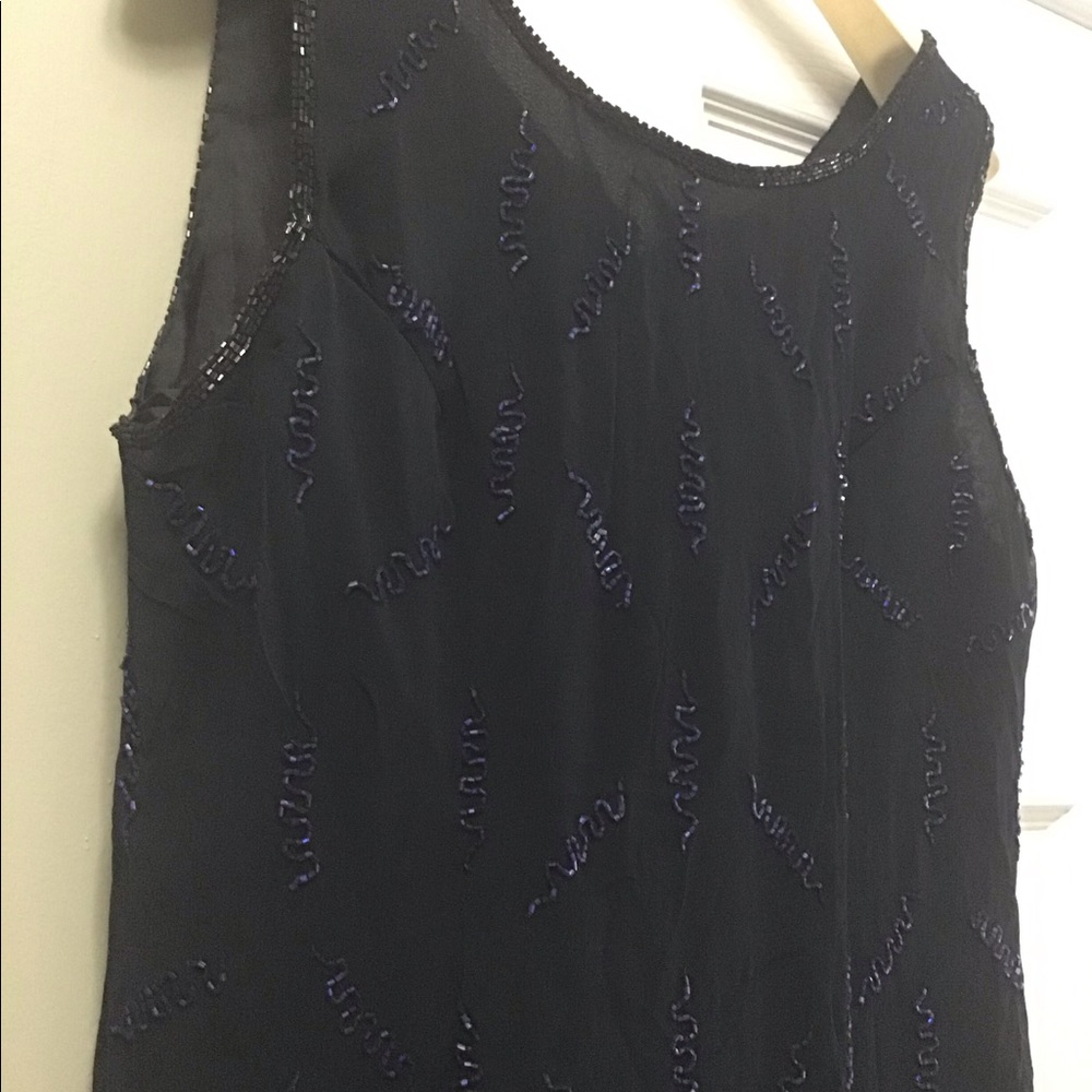 NWT black dress fully lined. Great buy😀